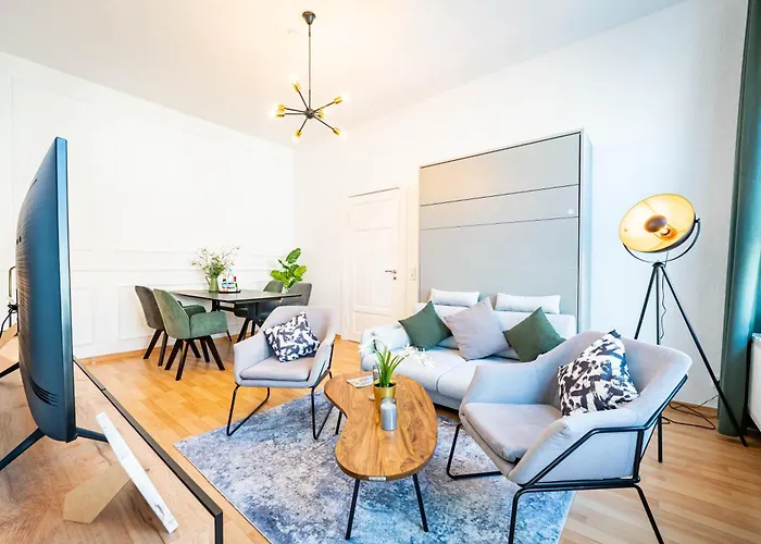 Bezaubernde Altbauwohnung Im Herzen Von *